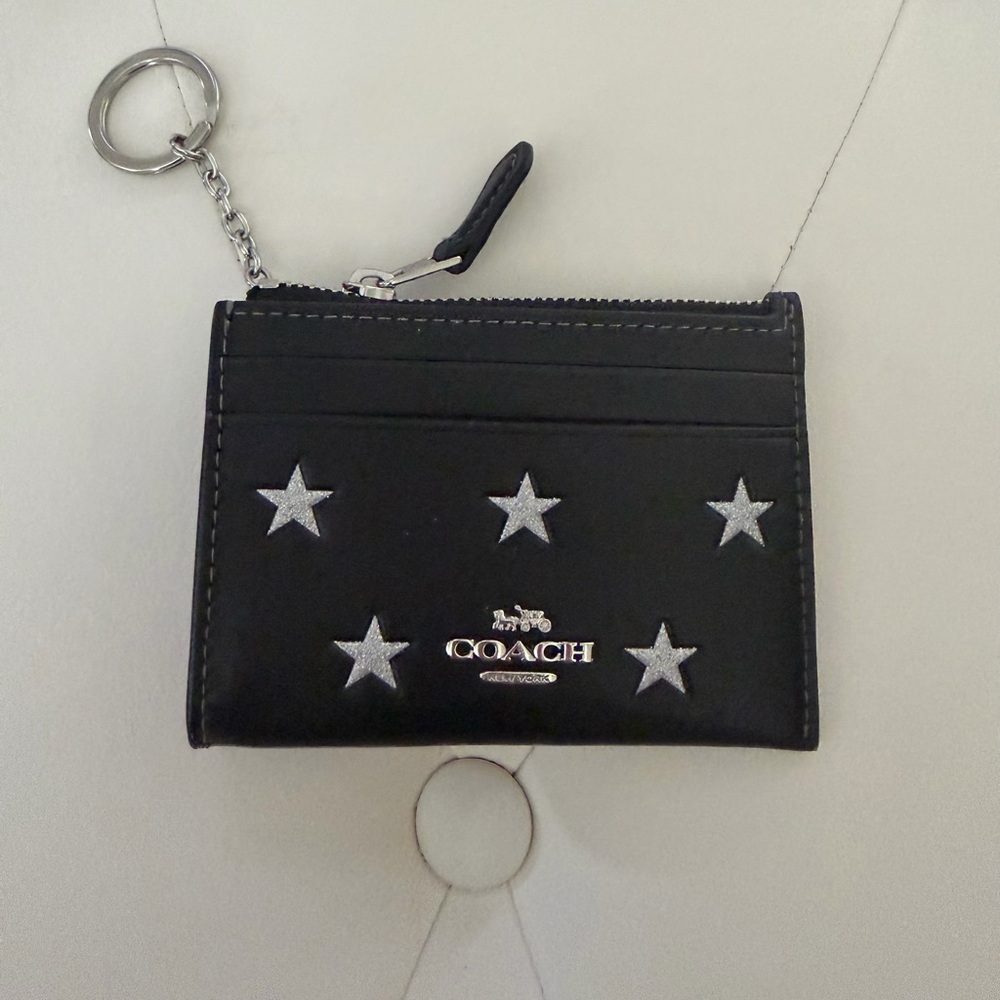 NWT. Coach Black Star Card Holder Coin Purse Keychain